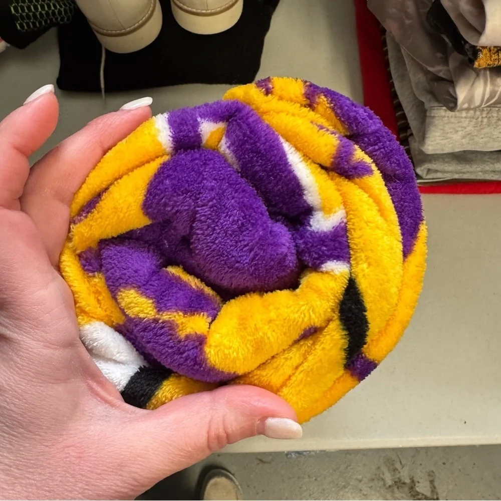 NWT NBA Los Angeles Lakers super plush throw 46” X 60” blanket basketball